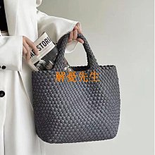 【解憂先生】【購得樂】 2023新款帆布包女包潮日系休閒包側背包簡約學生文藝大容量斜挎包女生包包 歷史價格詳細信息