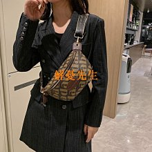【解憂先生】時尚韓版個性斜背包 時尚個性腰包 時光字母印花胸包 氣質出行斜背包女 大容量女包 歷史價格詳細信息