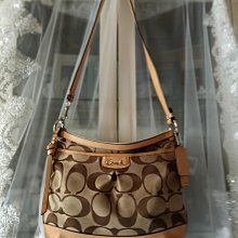 二手 COACH 花 花紋 白色 白底 鑰匙包 6連 F26220 女用 現貨 【C2408278】 歷史價格詳細信息
