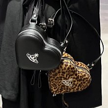 網紅同款 愛心 絨毛 斜背包 珍珠肩帶 心型包 甜美 可愛 姊妹 閨蜜 毛茸茸包 愛心包 白色 粉色 灰色 歷史價格詳細信息