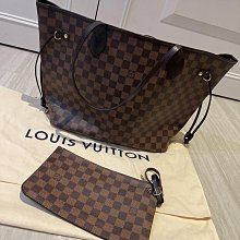 9成新LV M40144 Monogram Tivoli 肩揹包(大) 購於香榭國際精品 附購買證明影本 歷史價格詳細信息