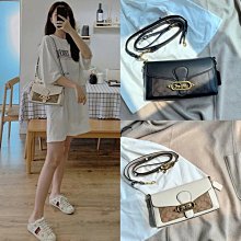 【COACH】JADE SADDLE 浮雕馬車撞色牛皮馬鞍包(任選) 歷史價格詳細信息