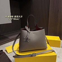 2024新上架秋冬新款時尚毛毛包 UGG郵差包羊羔毛絨包小方包單肩斜挎女包 熱銷 明星大牌同款包包 歷史價格詳細信息