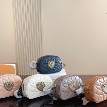 包包女早春小眾設計新款 單肩手提包 斜背包包 高級感質感ins風 斜背包-包沒煩惱 歷史價格詳細信息