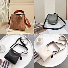 2024新上架新款C家女士小方包歐美復古風郵差包單肩斜挎風琴包潮流腋下女包 熱銷 明星大牌同款包包 歷史價格詳細信息