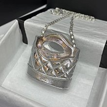 熱銷直出 甜美可愛風穿戴甲紅白小花斑點學生可拆卸美甲假指甲片成品 美甲貼滿299元出貨 歷史價格詳細信息