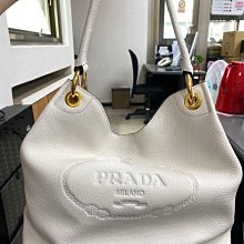 PRADA全新真品義大利製機器人造型鑰匙圈/吊飾(無包裝盒)--1.9折出清(不議價商品) 歷史價格詳細信息