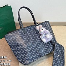 新款上架狗牙包戈雅 托特包時髦感一秒來襲是美女們喜歡的調調～ 尺寸40 30明星大牌同款包包 歷史價格詳細信息