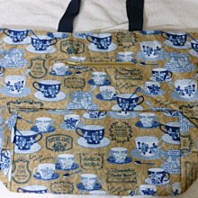 *姑姑熊*~日本帶回~日本製~居家~藍色刺蝟圖案零錢包~ 歷史價格詳細信息