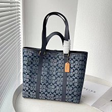 C1182 中國民歌百曲集 梁榮領  天同出版  民61年 歷史價格詳細信息