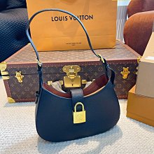 【一品香包】*新款Celin*雙肩包 凱旋門老花雙肩包後背包單肩包 煥發出全新的動人魅力 歷史價格詳細信息