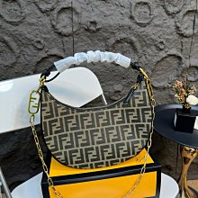 【一品香包】帕克包牛皮浮雕款 單肩斜挎都可以 Coach 鏈條方包⚡最新復古潮流原廠精雕山茶花鎖扣 歷史價格詳細信息