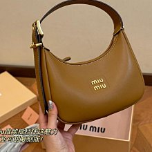 『瑤瑤代購』Lululemon半月包 最新款 頂級貨 原單大牌 時尚百搭運動風小包復古休閒單肩斜挎包47HJ589 歷史價格詳細信息