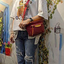 韓國  防水布配真皮  手提肩斜背二用包 歷史價格詳細信息