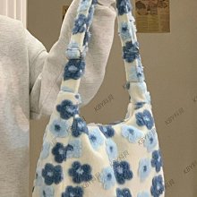 新款毛絨花朵抓夾女秋冬大號鯊魚夾子頭飾毛毛發夾網紅丸子頭發飾~特價 歷史價格詳細信息