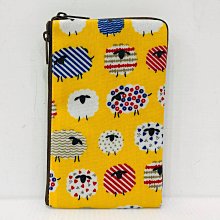 【Dolly club】手繪風貓咪 系列 & 各式包款 水餃包 方包 零錢包 存摺包 化妝包 防水包 手提包 歷史價格詳細信息