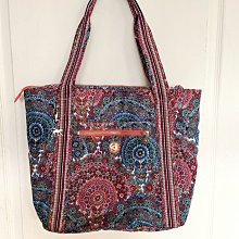 KIPLING 大象灰色織紋三層斜背包 歷史價格詳細信息