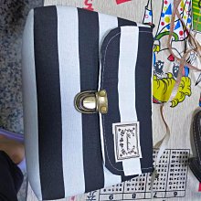 化妝包白色女新款便攜大容量手挽帶質感高級ins風收納包 歷史價格詳細信息