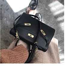 牛皮凱莉包腋下包女2023新款高級感復古手拿包百搭單肩斜挎法棍包 歷史價格詳細信息