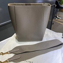 淑静二手Balenciaga City S 黑色 羊皮 小銅釦 logo 背帶 斜背 機車包 431621 歷史價格詳細信息