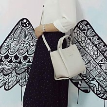 米白木紋 防水自黏壁紙 立體珠光木頭紋路 歷史價格詳細信息