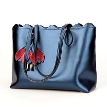 新款潮男真皮韓版時尚單肩斜挎包商務休閒青年小揹包方包 歷史價格詳細信息