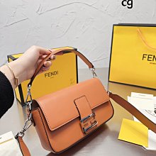 明星同款#FENDI男褲 新款時尚潮男牛仔褲小怪獸休閑百搭長褲 微 歷史價格詳細信息