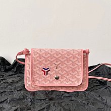 GOYARD Plumet PM 塗層帆布扁形皮夾式斜背包(焦糖色) PLUMETPMLTY01CL03P 歷史價格詳細信息