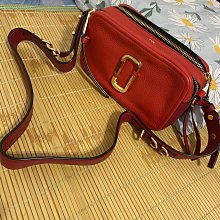 MARC JACOBS 馬克賈伯 圓標LOGO壓紋對開短夾.黑 歷史價格詳細信息