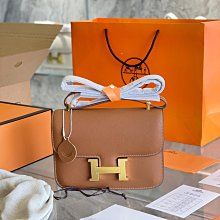 外貿新品Fendi Vintage絲絨法棍包 米蘭時裝周街拍中 單肩包斜挎包 明星日常出街也會背 『魅足時尚』 歷史價格詳細信息