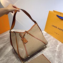 時尚超值好包 draconite 精緻鉚釘 人體功學肩帶 高耐磨防撕裂 筆電專用收納包 雙肩包 背包 ~非 PORTER 歷史價格詳細信息