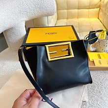 明星同款#FENDI男褲 新款時尚潮男牛仔褲小怪獸休閑百搭長褲 微 歷史價格詳細信息