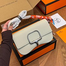 【一品香包】新款格紋流浪包 潮流時尚單肩包斜挎包 洋氣包包 禮盒包裝 歷史價格詳細信息