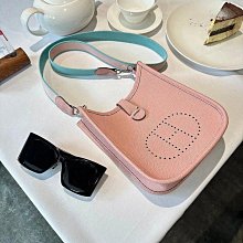 【愛馬仕 HERMES】牛角圖騰耳環-金色+黑色 ☆保證真品☆ 全新~*購於愛馬仕專櫃~ 歷史價格詳細信息