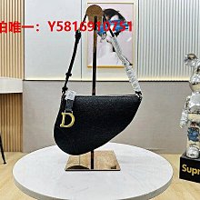 DIOR 2024新款字母刺繡短袖t恤，貿易公司訂單！（三標齊全）男女同款春夏季純棉高級感半袖作爲國際知名的奢侈品牌 歷史價格詳細信息