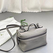 珑骧新品BOX-ford 系列大容量帆布雙肩包 低調隨性 真的是超帥超洋氣的壹款雙肩背  男女都可以使用 無性別之分！ 歷史價格詳細信息