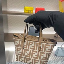 代購跨境新款華家V字母滴膠戒指女歐美時尚百搭黃銅材質指環 明星大牌同款首飾 歷史價格詳細信息