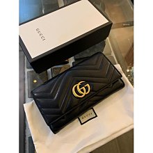 GUCCI Marmont 牛皮紋復古黃銅LOGO對開男用長夾(黑色) 歷史價格詳細信息