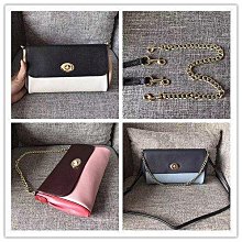 代購COACH 57521 新款 時尚波士頓枕頭包 女士手提包 單肩斜跨 手掌紋 附購買憑證 歷史價格詳細信息