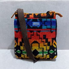 Pendleton 印花長抱枕 50公分 X 121公分 W1381148  COSCO代購 歷史價格詳細信息