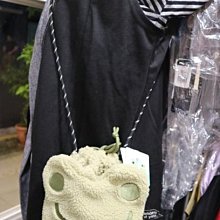 pickles the frog青蛙系列 絕不撞款巴黎的雨吊飾單一價 [ 情人好禮單一價 ] 歷史價格詳細信息