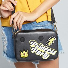 Princess Party 公主派對鋼印拉鏈手提包。焦糖裸杏《限時特價》 歷史價格詳細信息