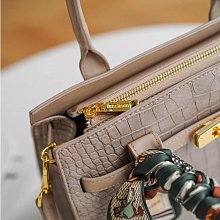 高貴大方超遮陽大寬緣帽 歷史價格詳細信息