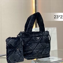 【一品香包】小金柱來襲 時尚單肩包斜挎包 新款調節扣搭配雕花菱格CC扣有一種復古美 歷史價格詳細信息