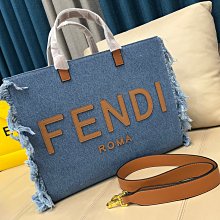 【一品香包】外貿FENDI手袋 質感光滑 手提包單肩包 兩個隔層均以經典PEEKABOO轉鎖開合 歷史價格詳細信息