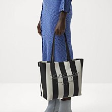 Karl Lagerfeld 黑 白 深藍 減齡學院風收腰純棉polo洋裝 898元 歷史價格詳細信息