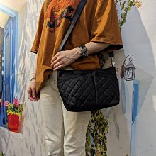 韓國真皮配尼龍布鏈條側背包/斜背包水桶包～黑色   貓頭鷹   花朵 歷史價格詳細信息