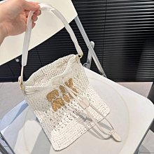 『瑤瑤代購』Miumiu小方包 最新款 頂級貨 原單大牌 時尚百搭Hobo腋下包真皮麻將包單肩斜挎包潮包42HJ441 歷史價格詳細信息