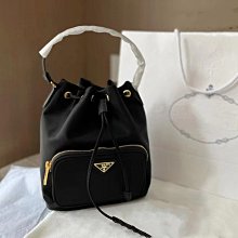 2024新款p家女包新款 刺繡徽標 尼龍 手提包 托特包 購物袋1BG052熱銷 明星大牌同款 歷史價格詳細信息