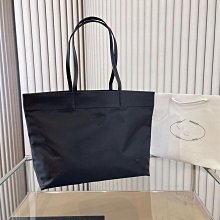 2024新款Prad 普拉d 女包Keep 波士頓枕頭包拉鏈圓筒包單肩手提斜挎包熱銷 明星大牌同款 歷史價格詳細信息